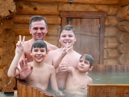 Семейные традиции в бане: как сделать банный день праздником