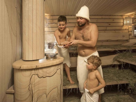 Правила безопасности в бане для взрослых и детей