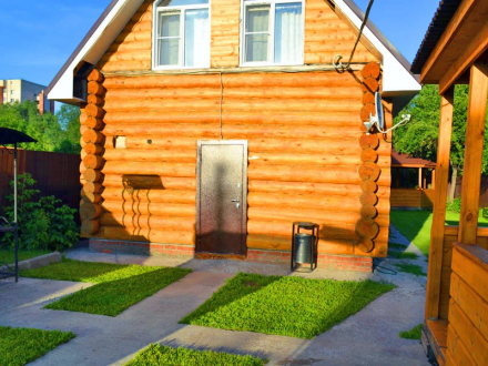 Снять коттедж с сауной: загородный отдых, который запомнится